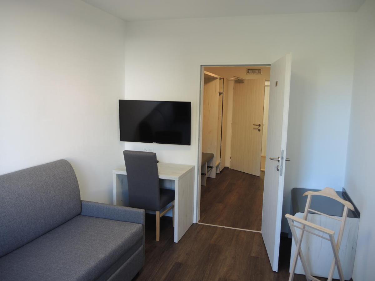 Hotel Garni Vsb Ostrava Ngoại thất bức ảnh
