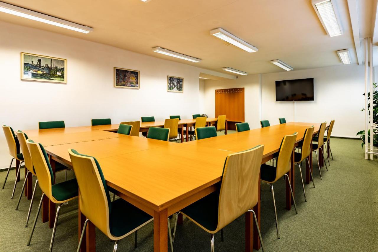 Hotel Garni Vsb Ostrava Ngoại thất bức ảnh