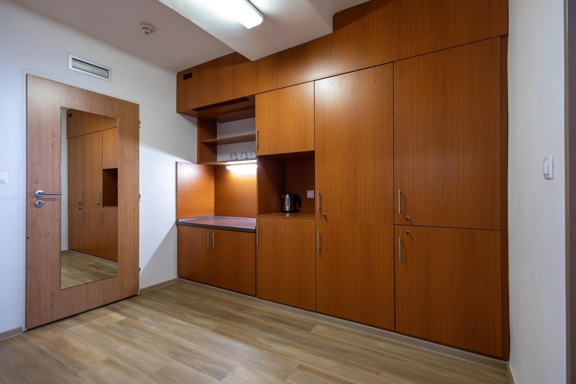 Hotel Garni Vsb Ostrava Ngoại thất bức ảnh