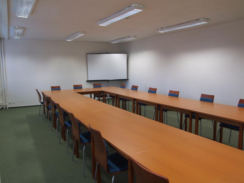 Hotel Garni Vsb Ostrava Ngoại thất bức ảnh
